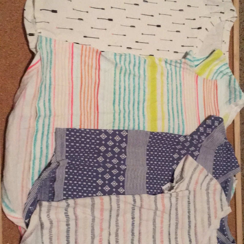 4 t-shirts